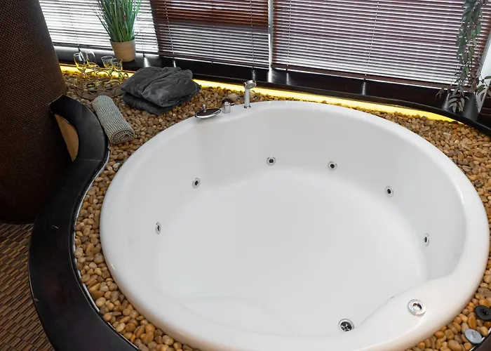 Appartement In Centre *